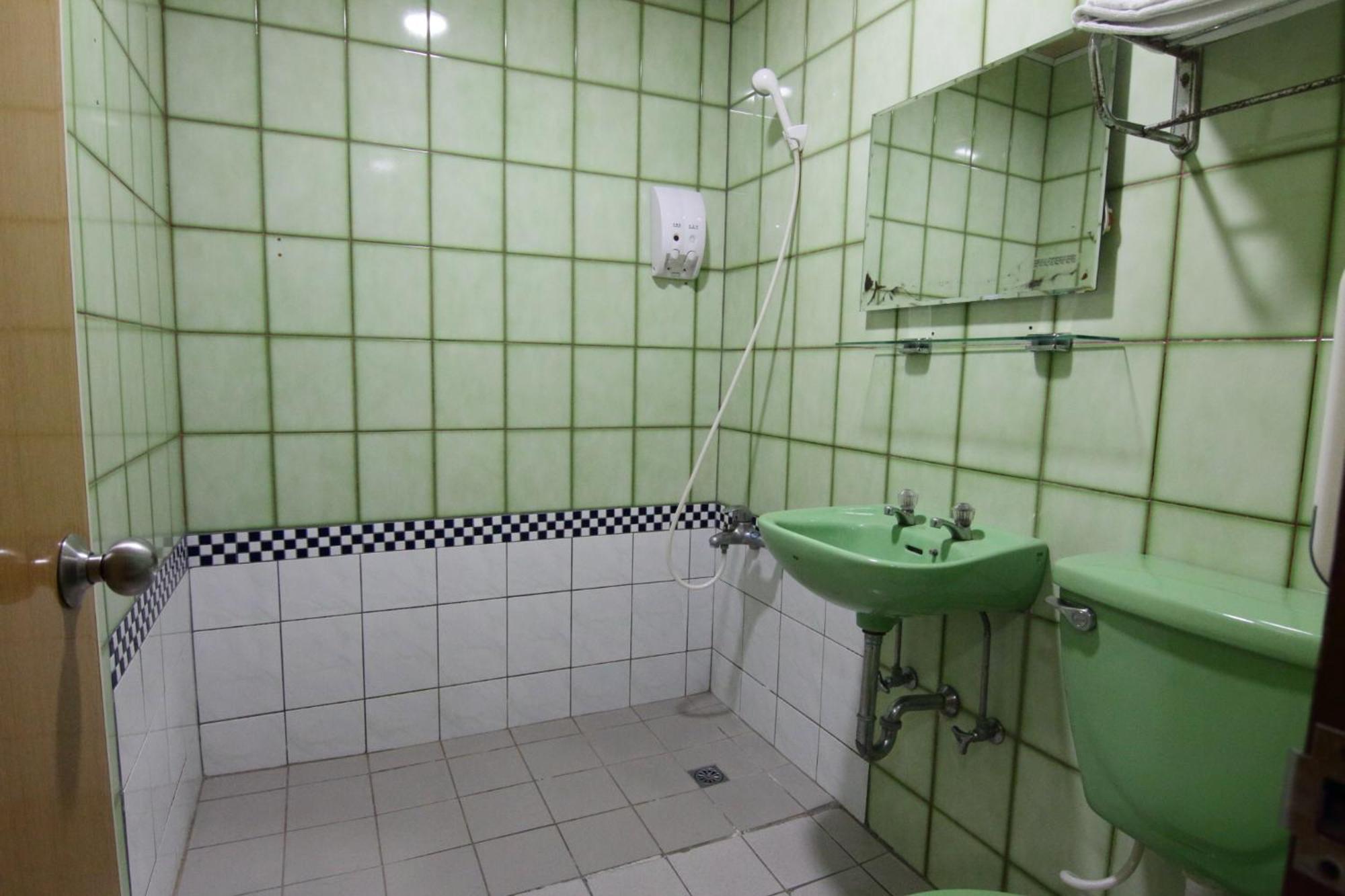 Baoshan Hotel Zhongli Extérieur photo