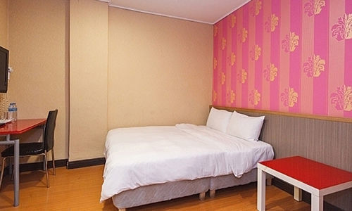 Baoshan Hotel Zhongli Extérieur photo