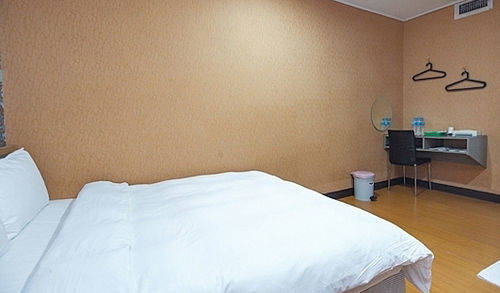 Baoshan Hotel Zhongli Extérieur photo